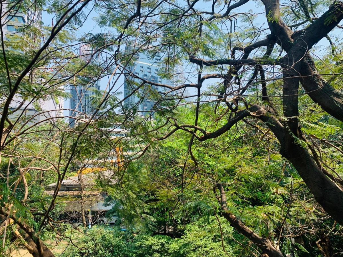 Thonglor Suites Hotel バンコク都 エクステリア 写真